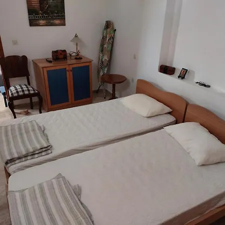 Emily's * Mirsini (Tinos)