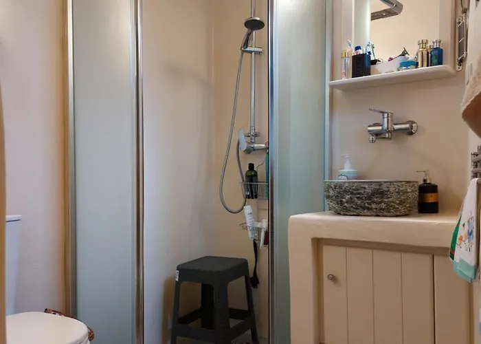 Emily's * Mirsini (Tinos)