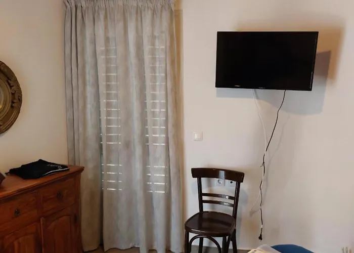 Emily's Bed & Breakfast *