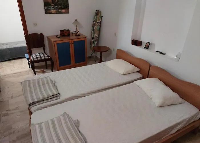 Emily's * Mirsini (Tinos)